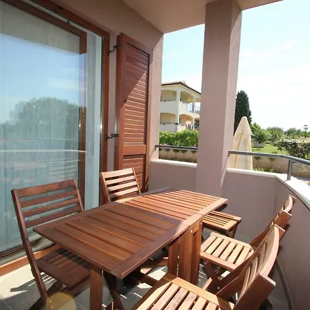 Apartamento Dora Vabriga