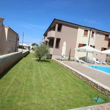 Dora Vabriga Apartment