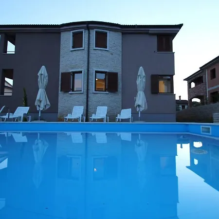Apartamento Dora Vabriga